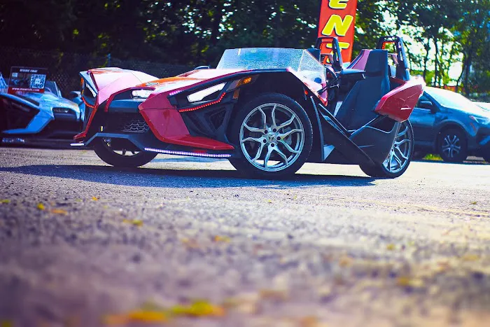 Might as Well Ride Slingshot Rental Picture 2