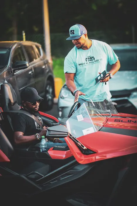 Might as Well Ride Slingshot Rental Picture 9
