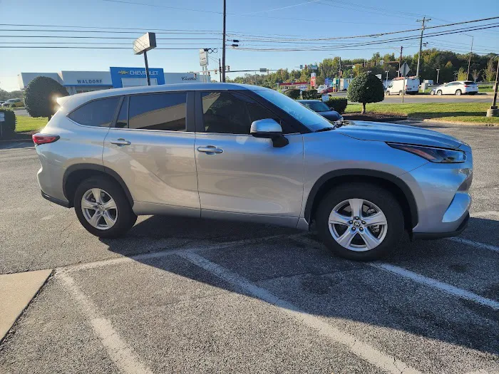 Enterprise Rent-A-Car Picture 1