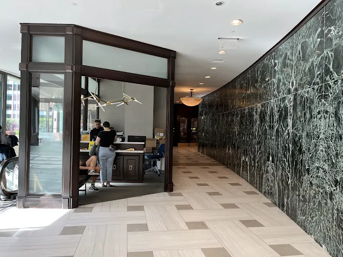 Hertz Car Rental - Washington Dc - Washington Hilton Picture 5
