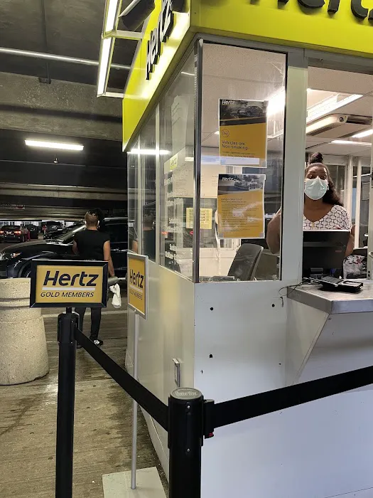 Hertz Car Rental - Washington Dc Union Station - H Street North East Picture 10