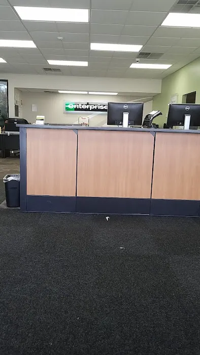 Enterprise Rent-A-Car Picture 4
