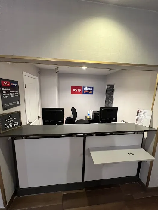 Avis Car Rental Picture 1