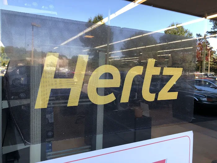 Hertz Car Rental - Waldorf - Crain Highway Picture 6