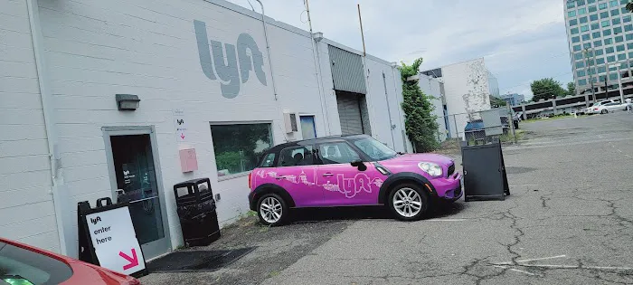 Flexdrive Car Rental Picture 1