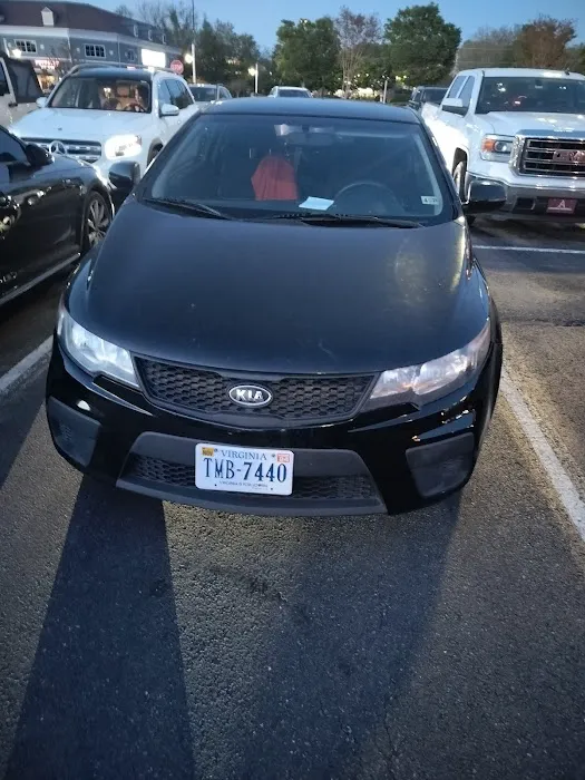 Apple car truck rental Picture 3