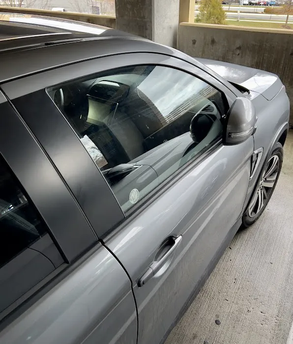 Avis Car Rental Picture 9