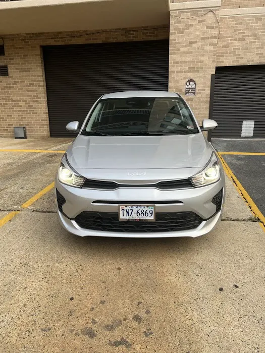 DMV Car Rental Picture 5