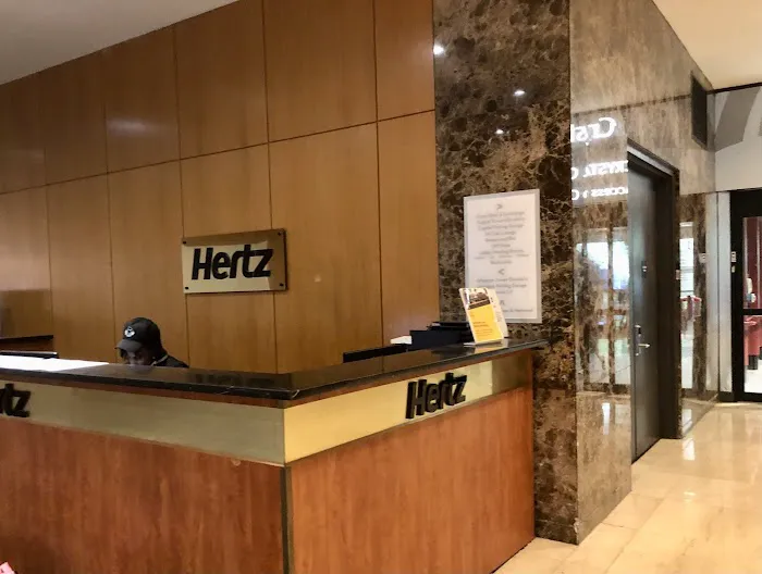 Hertz Car Rental - Arlington - Crystal Gateway Marriott Picture 2