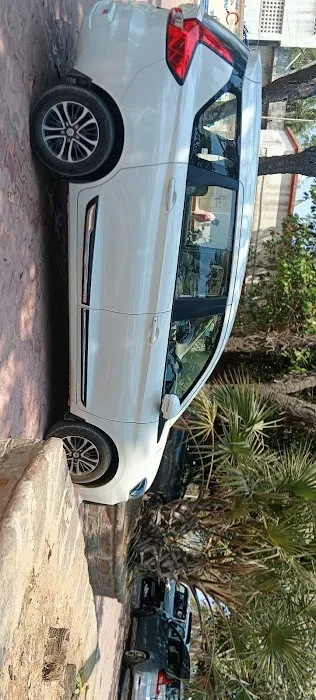 Safari Car Rental Picture 1