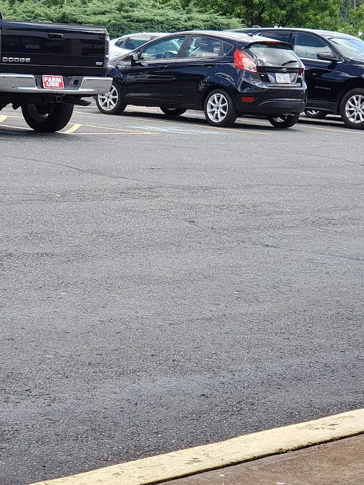 Hertz Car Rental - Woodbridge - Malloy Hyundai Hle Picture 1