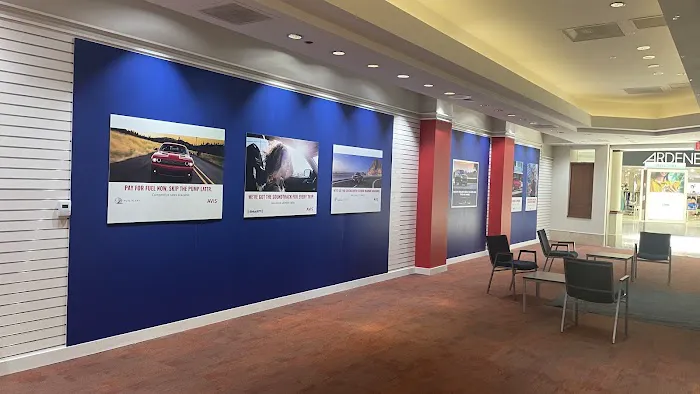 Avis Car Rental Picture 2