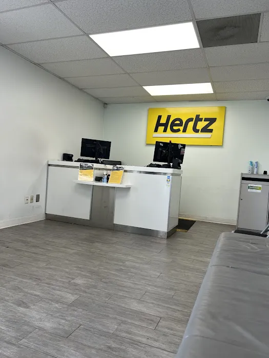 Hertz Car Rental - Fredericksburg - Patriot Highway Picture 6