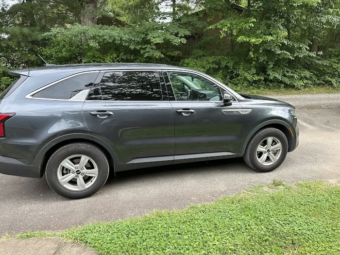 Enterprise Rent-A-Car Picture 7
