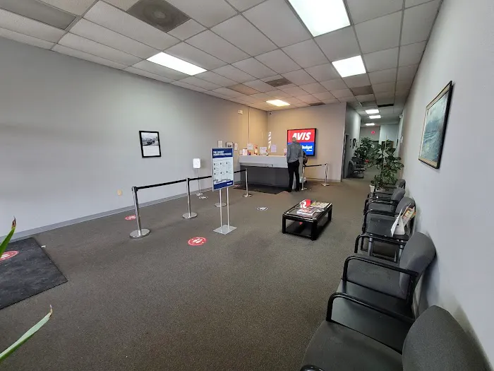 Avis Car Rental Picture 2