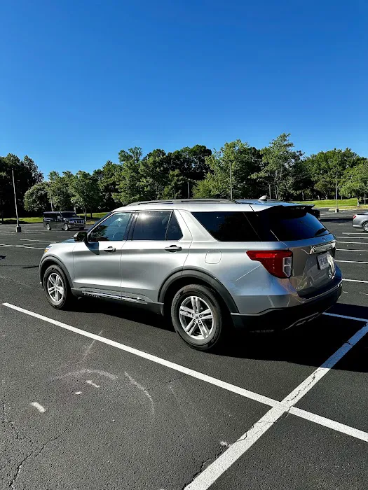 Dollar Car Rental - Washington Dc - Dulles International Airport Picture 4