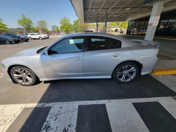 Avis Car Rental Picture 6