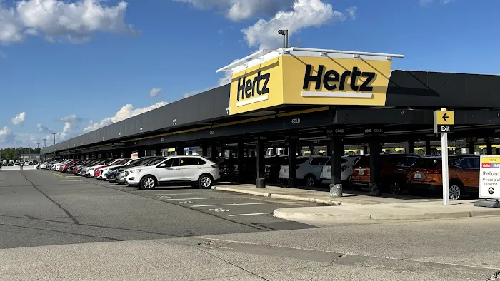 Hertz Car Rental - Dulles - Dulles International Airport (IAD) Picture 9