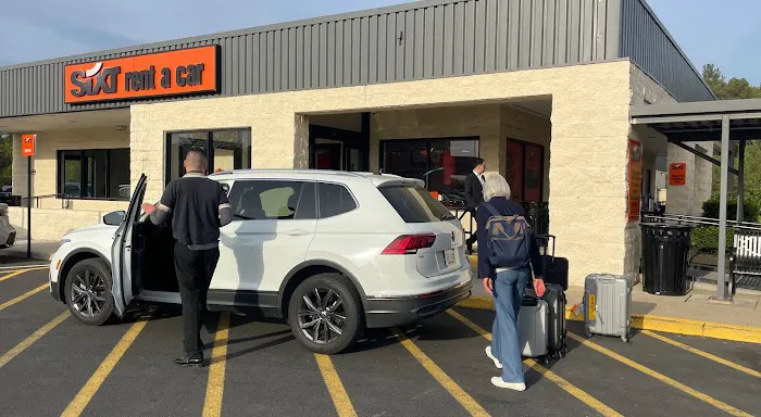 SIXT Rent A Car Dulles Airport Picture 4