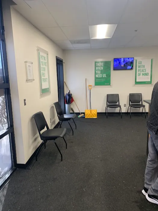 Enterprise Rent-A-Car Picture 8