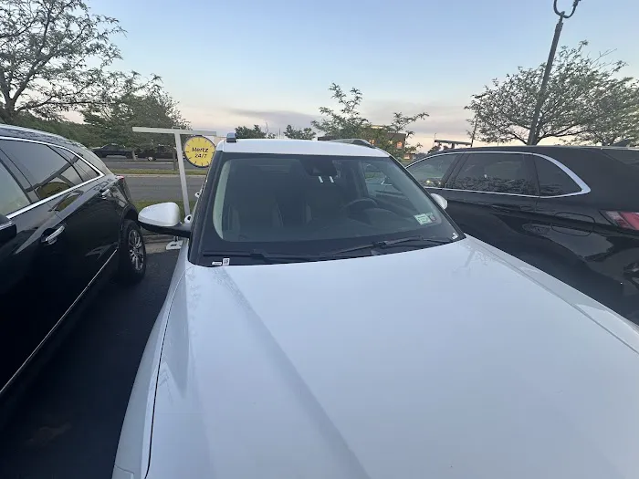 Hertz Car Rental - Manassas - Wakeman Hle Picture 7