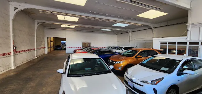 Avis Car Rental Picture 7