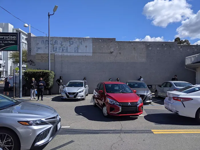 Enterprise Rent-A-Car Picture 4