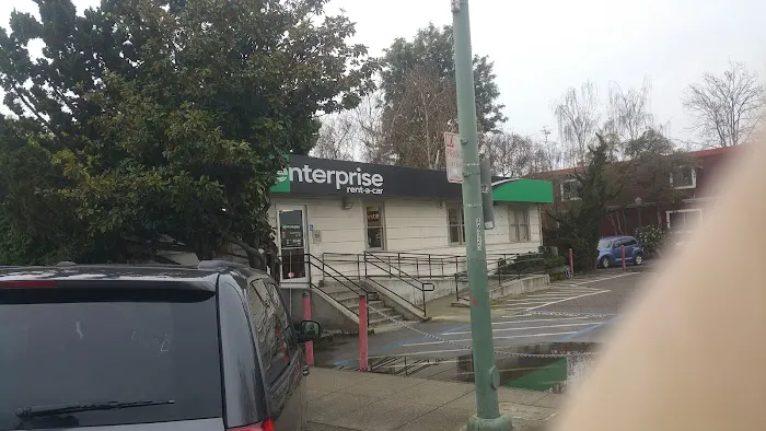 Enterprise Rent-A-Car Picture 1