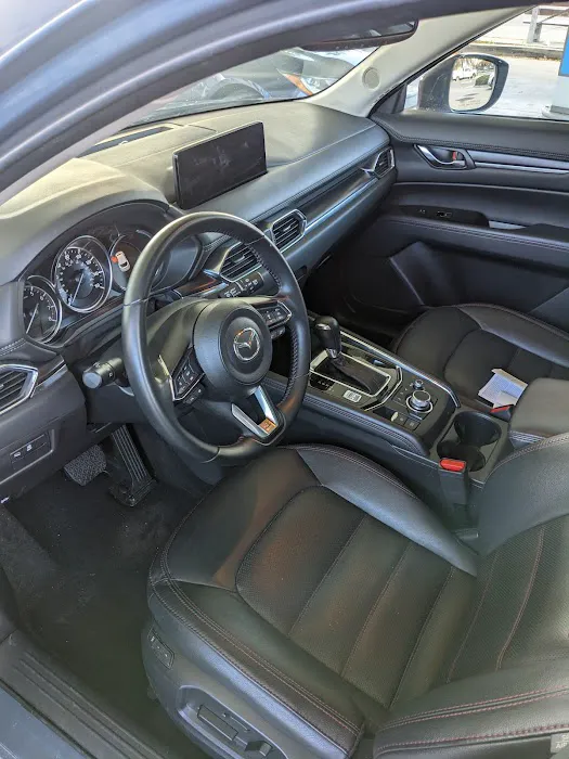 Avis Car Rental Picture 9