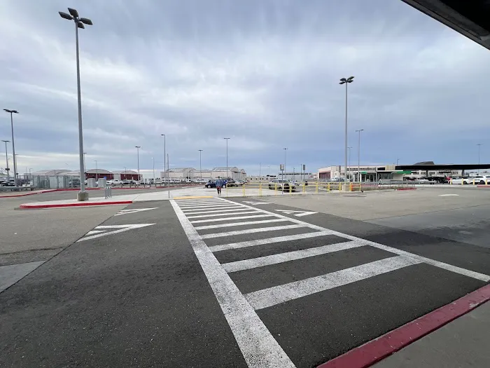 Car Rental Center Oakland Airport Picture 3