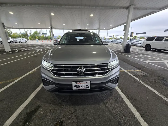 Enterprise Rent-A-Car Picture 2