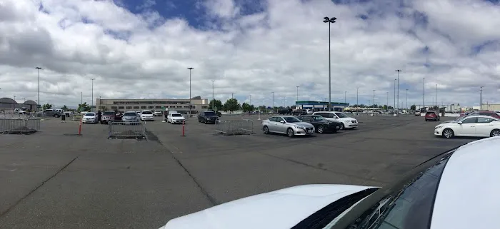 Dollar Car Rental - Oakland International Airport Picture 6