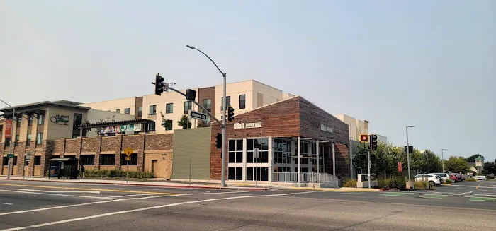 Hertz Car Rental - Albany - San Pablo Avenue Picture 4