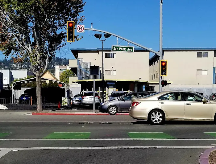 Hertz Car Rental - Albany - San Pablo Avenue Picture 5
