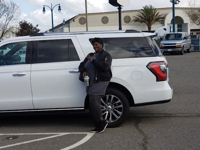 Enterprise Rent-A-Car Picture 4