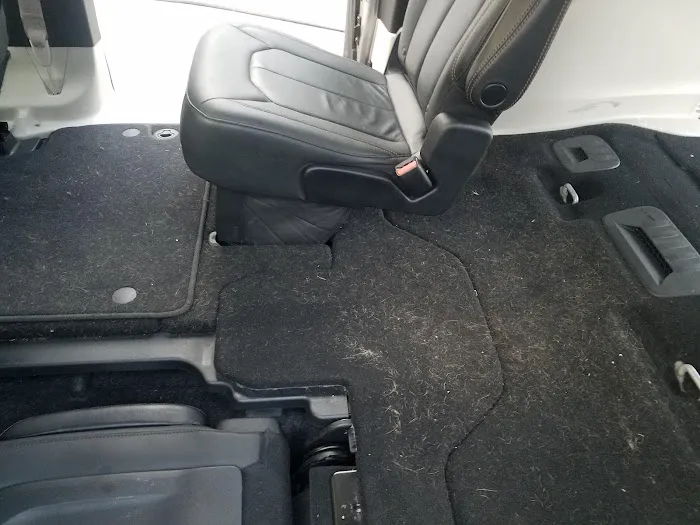 Avis Car Rental Picture 9