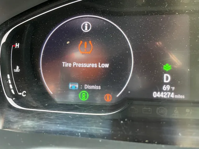 Avis Car Rental Picture 8