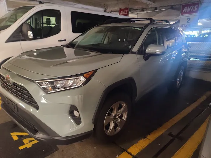 Budget Car Rental Picture 2