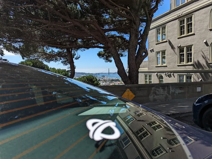 UFODRIVE: 24/7 Car Rental - San Francisco, Sutter & Stockton Picture 5