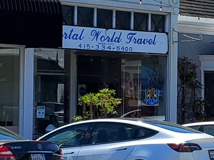 Portal World Travel Picture 4