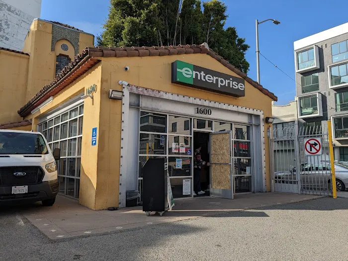 Enterprise Rent-A-Car Picture 5