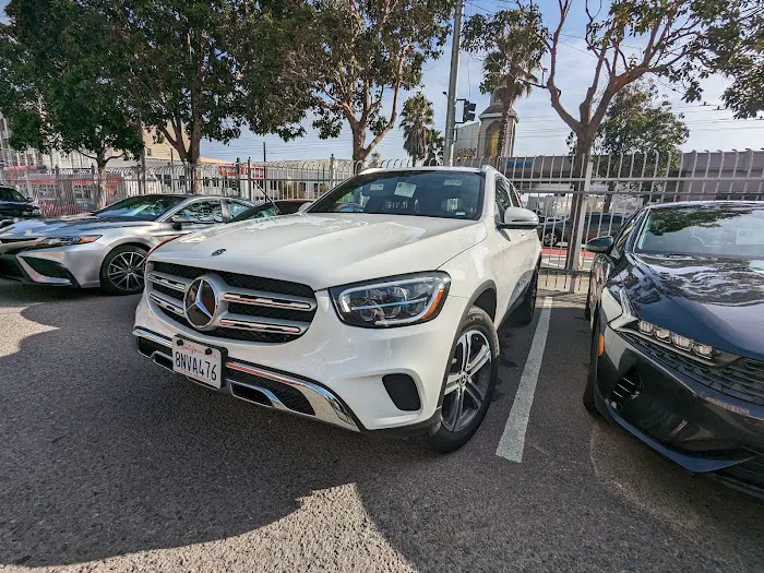 Enterprise Rent-A-Car Picture 8