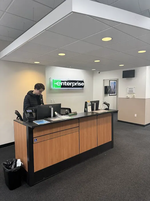 Enterprise Rent-A-Car Picture 2