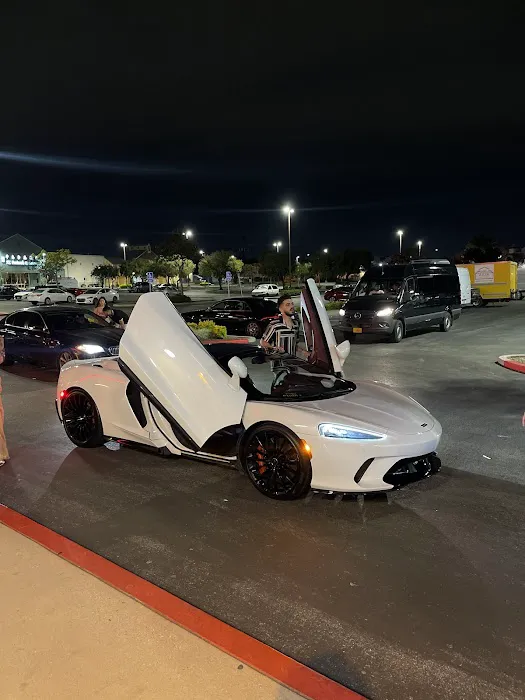 ClutchWhip Rentals Picture 6