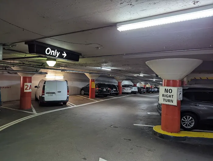 UFODRIVE: 24/7 Car Rental - San Francisco Airport Crowne Plaza Picture 4