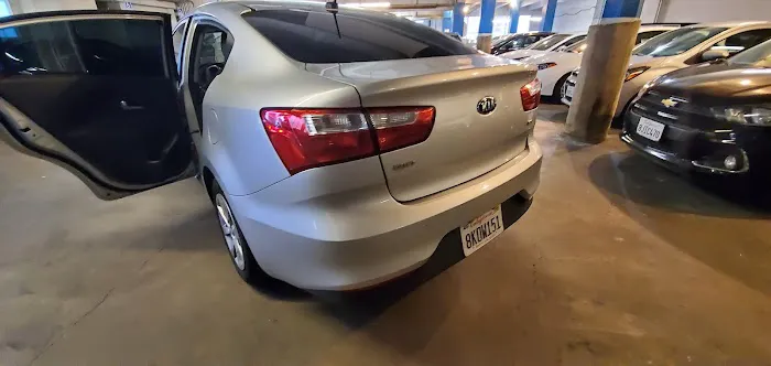 City Rent-A-Car Picture 8