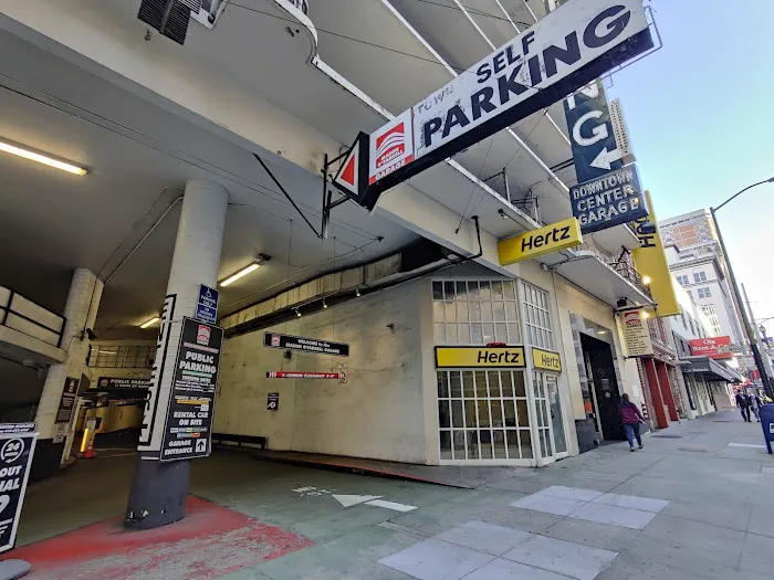 Hertz Car Rental - San Francisco - Mason Street Picture 2