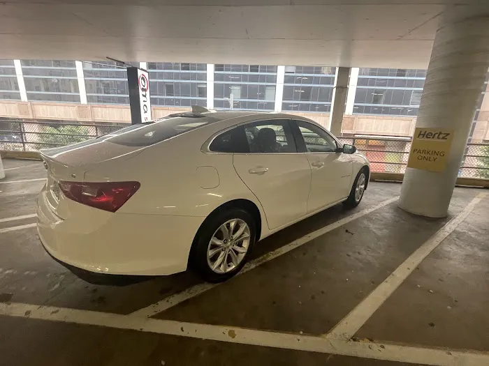 Hertz Car Rental - San Francisco - Mason Street Picture 8