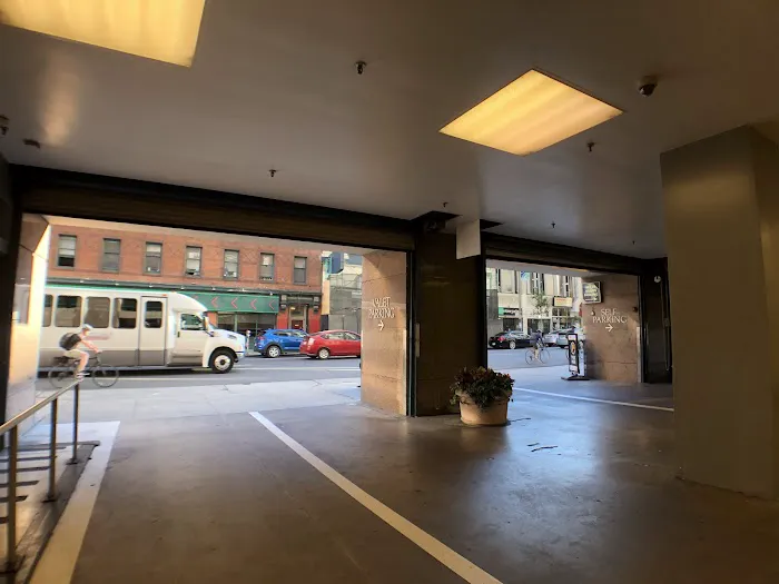 Budget Car Rental Picture 4