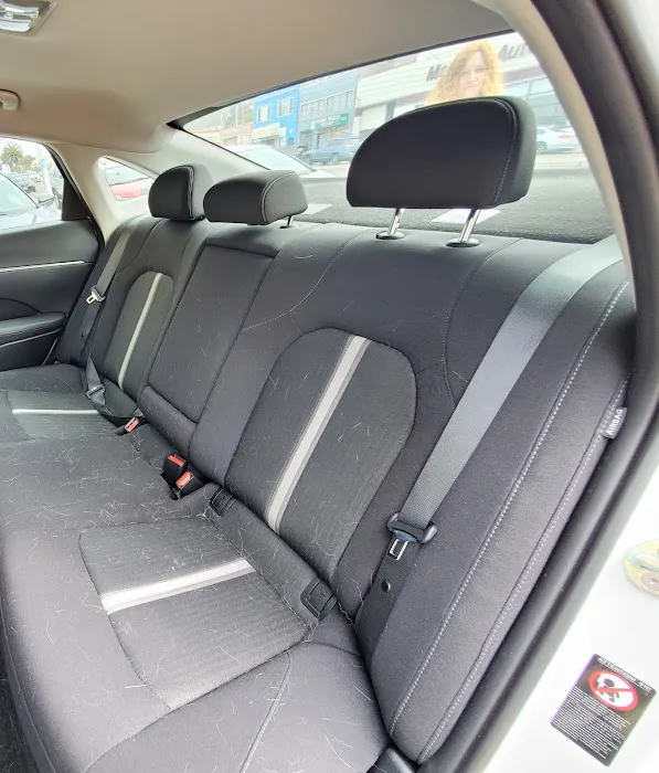 Hertz Car Rental - Daly City - Mission Street Picture 9